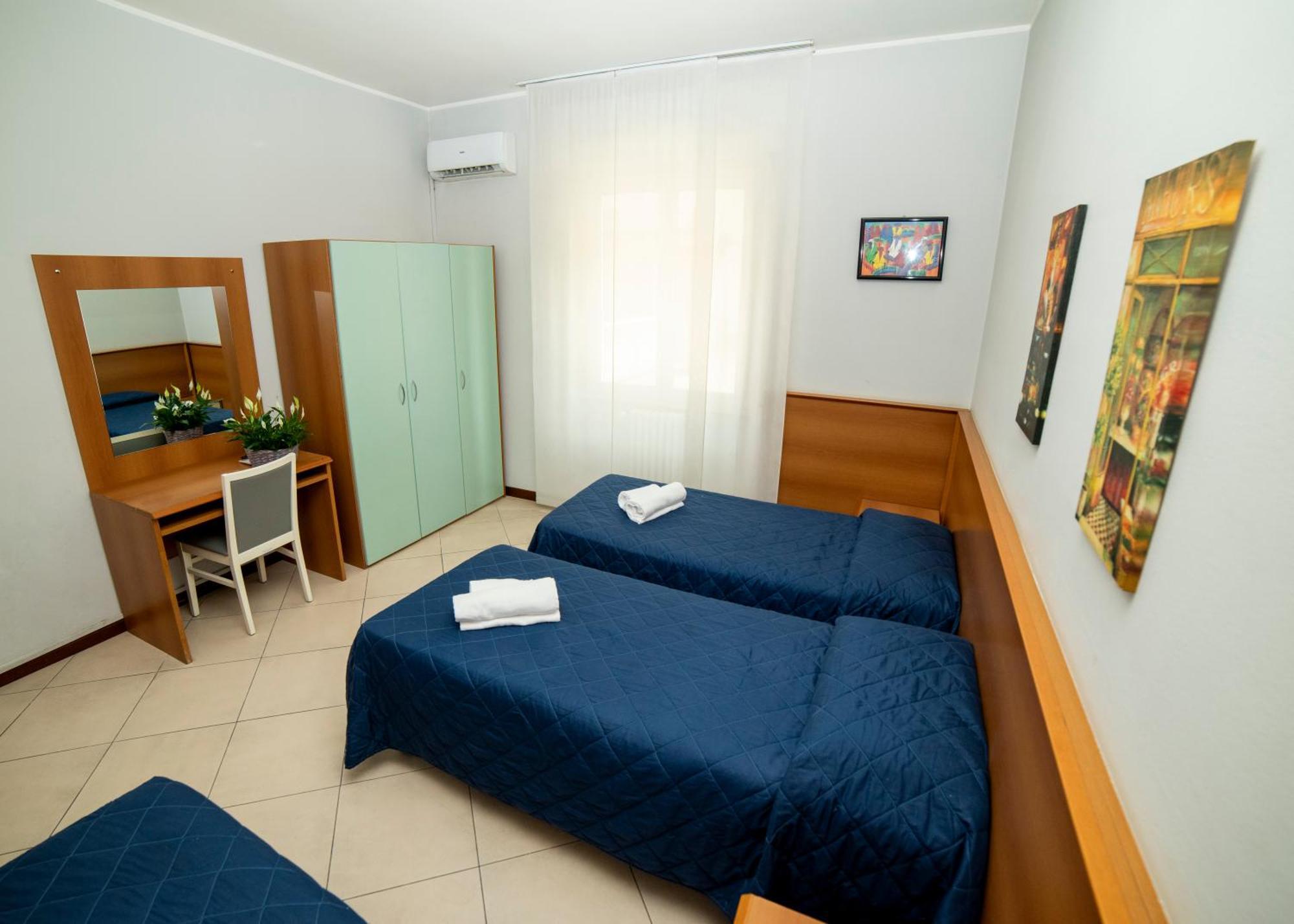 Hotel Victoria Varedo Esterno foto